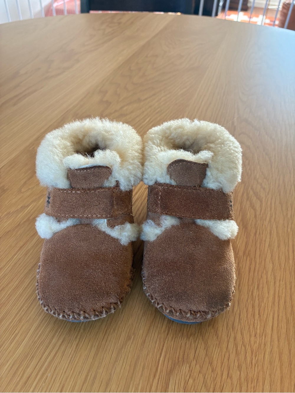 L.L. Bean Wicked Good Slippers Size 5/6